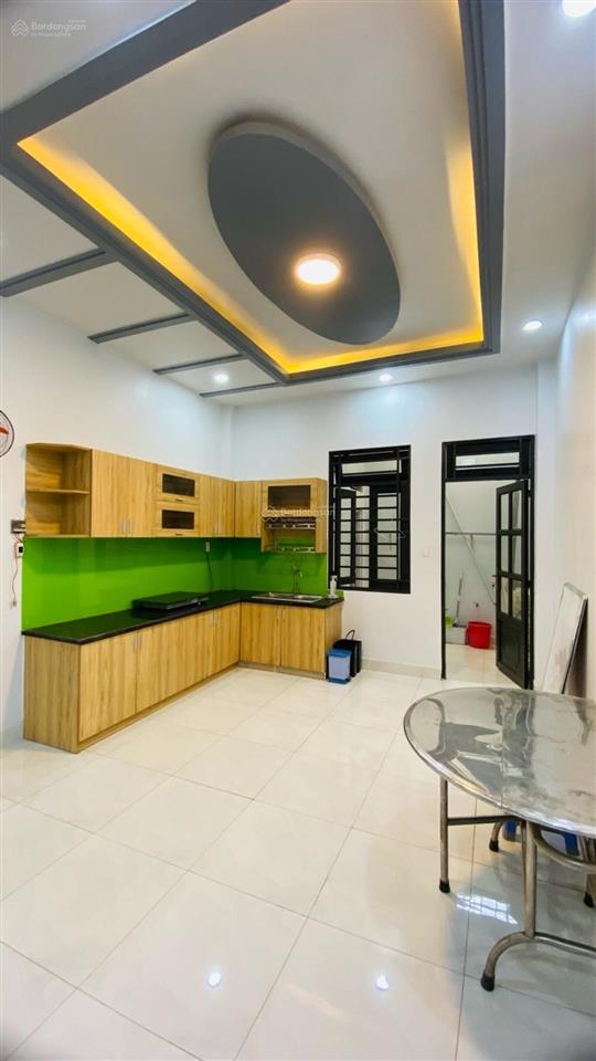 Chính chủ lâu đời  10 ra hxh  70m2  nhà mới vào ở ngay  3 tầng btct  vuông a4  7,8 tỷ tl