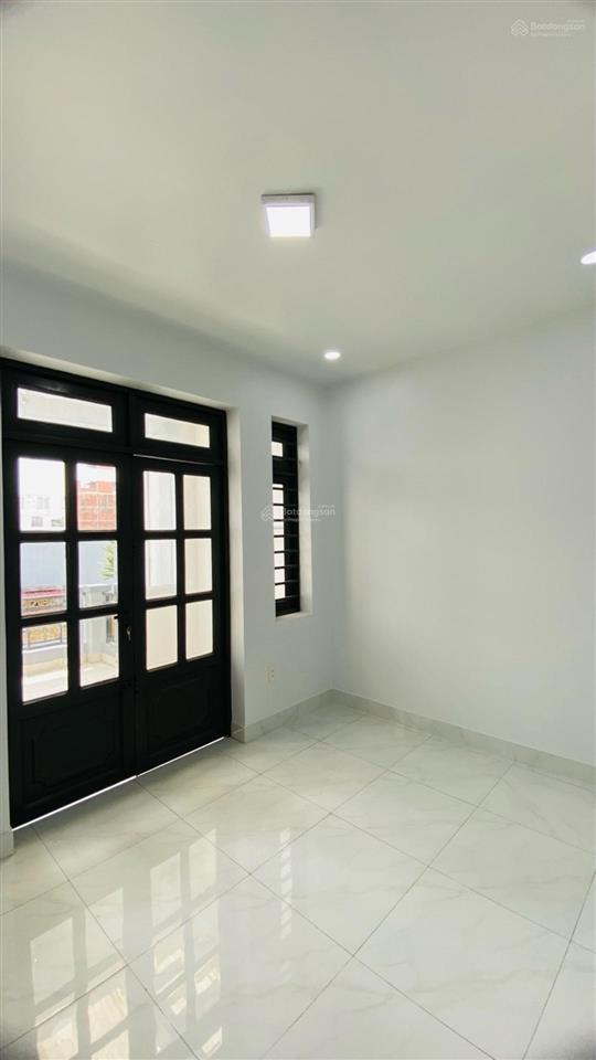 Chính chủ lâu đời  10 ra hxh  70m2  nhà mới vào ở ngay  3 tầng btct  vuông a4  7,8 tỷ tl