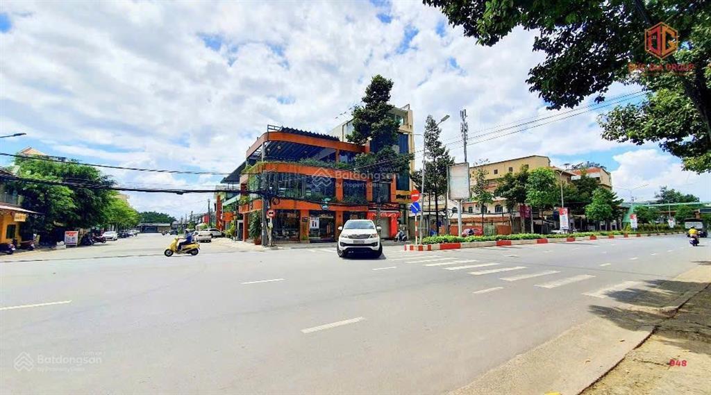 Cho thuê mặt bằng kinh doanh diện tích lớn, ngang 23m nguyễn ái quốc