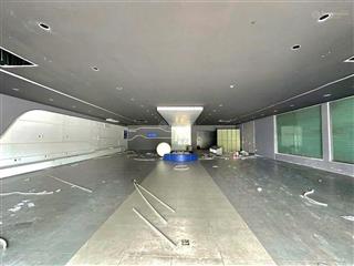 Cho thuê mặt bằng 480m2 ngang 15m góc 2 mặt tiền đường đồng khởi gần bệnh viện đồng nai