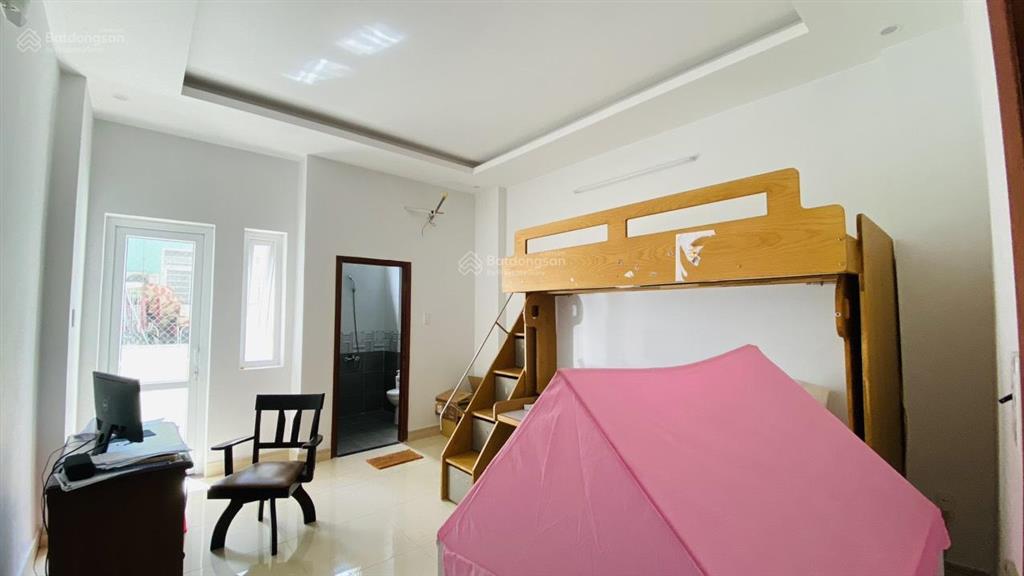 Bán nhà đẹp 1 trệt 3 lầu 76m2 full nội thất khu dân cư d2d võ thị sáu