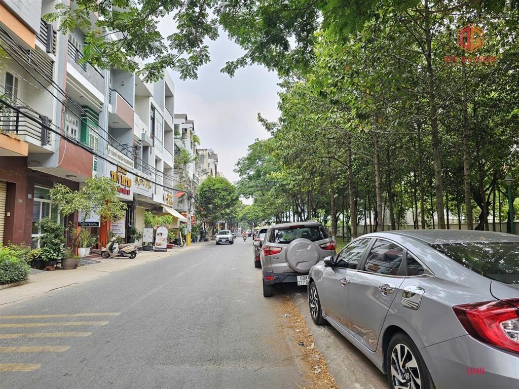 Bán nhà đẹp 1 trệt 3 lầu 76m2 full nội thất khu dân cư d2d võ thị sáu