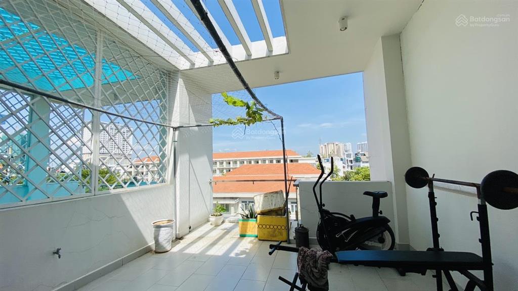 Bán nhà đẹp 1 trệt 3 lầu 76m2 full nội thất khu dân cư d2d võ thị sáu