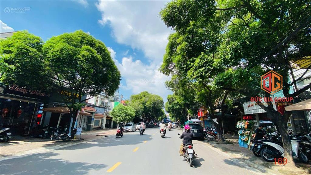 Bán nhà mặt tiền kinh doanh đường phan trung trung tâm tp. biên hòa