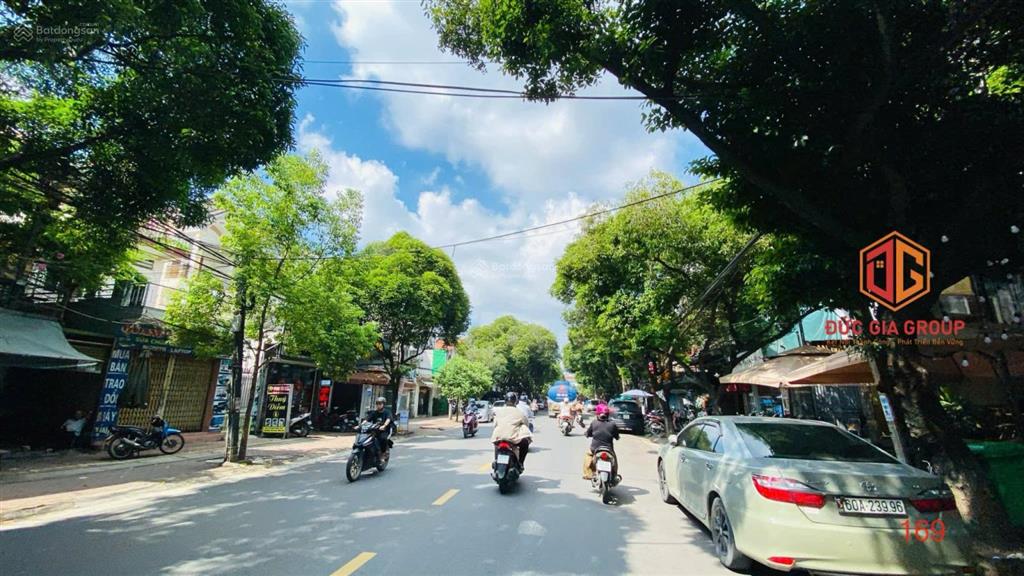 Bán nhà mặt tiền kinh doanh đường phan trung trung tâm tp. biên hòa