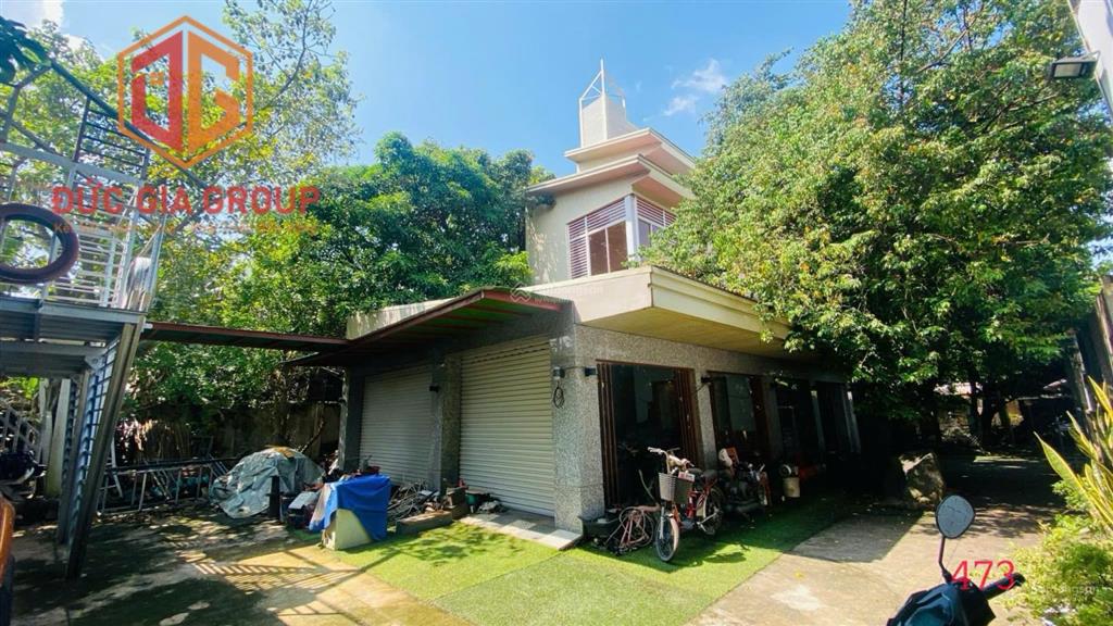 Không gian sống xanh, trước mặt là sông sau lưng tựa núi