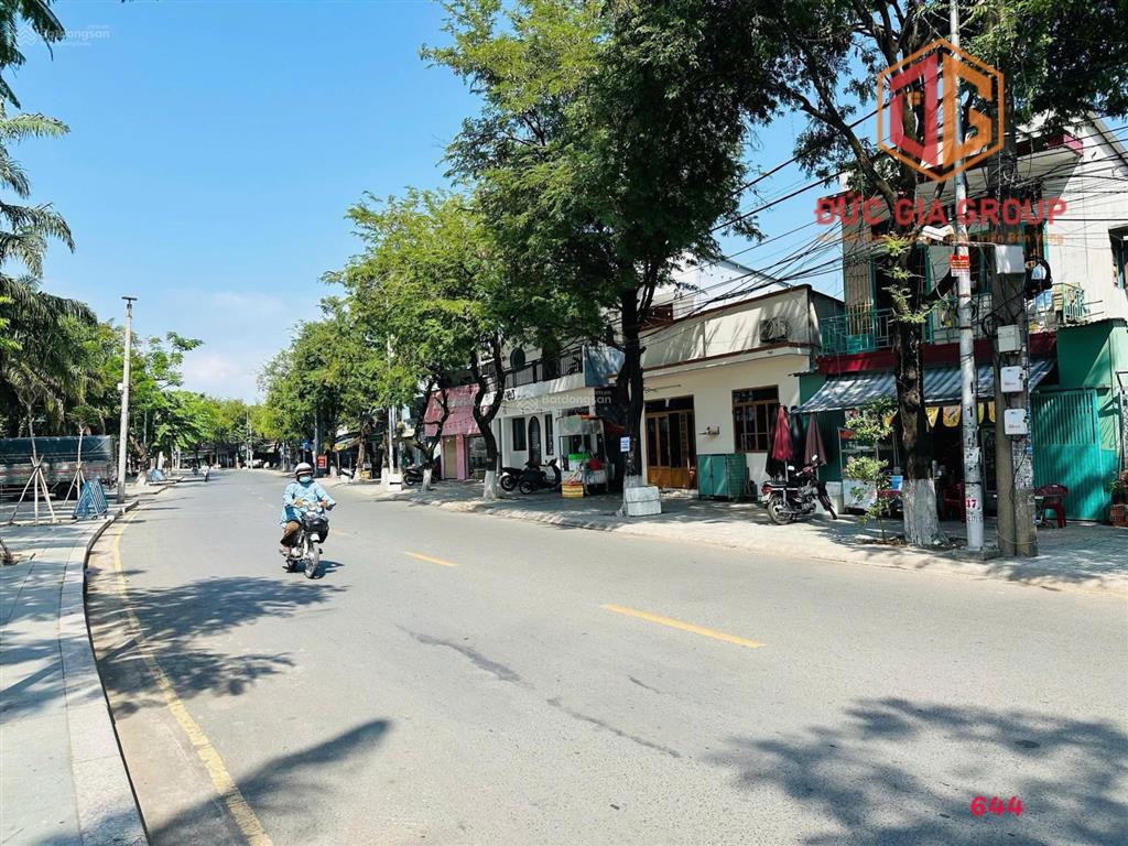 Không dễ để tìm được một lô đất mặt tiền vừa có view sông đồng nai, vừa nằm ngay trung tâm biên hòa