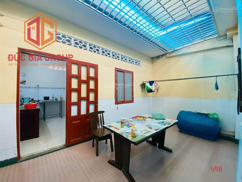 Cho thuê nhà mặt tiền đường phan trung 235m2 ngang 7m