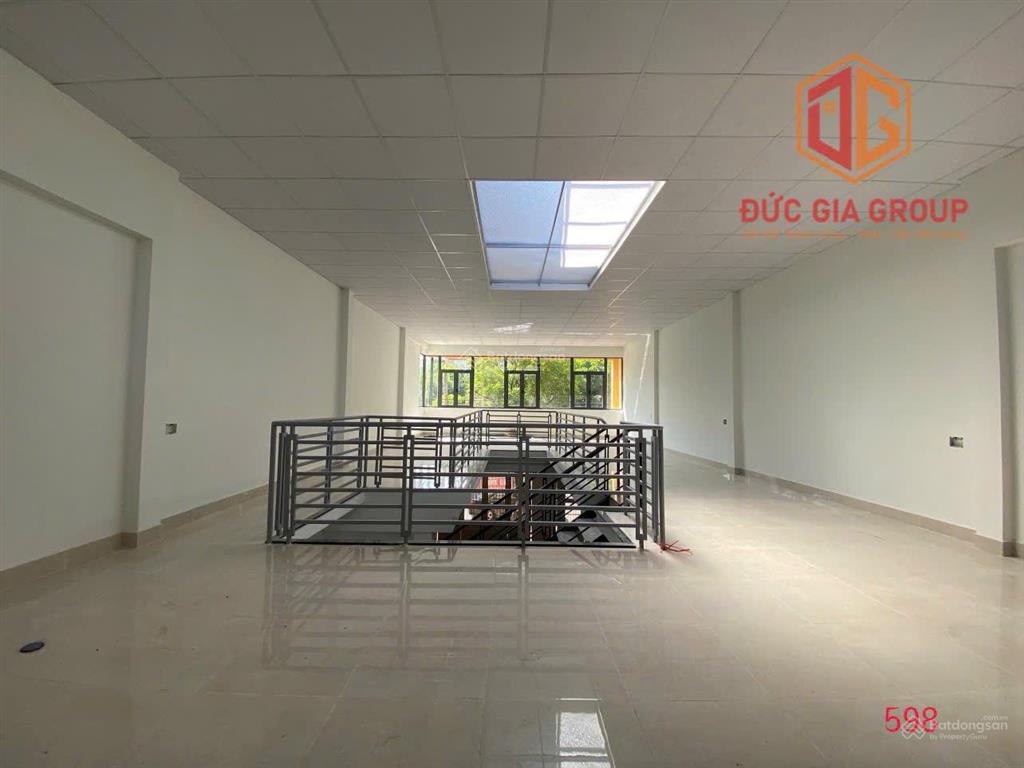 Cho thuê nhà mặt tiền đường phan trung 235m2 ngang 7m