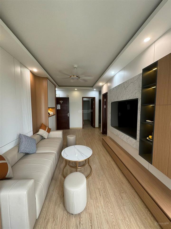 Cần bán căn hộ 2pn2vs greenstars phạm văn đồng