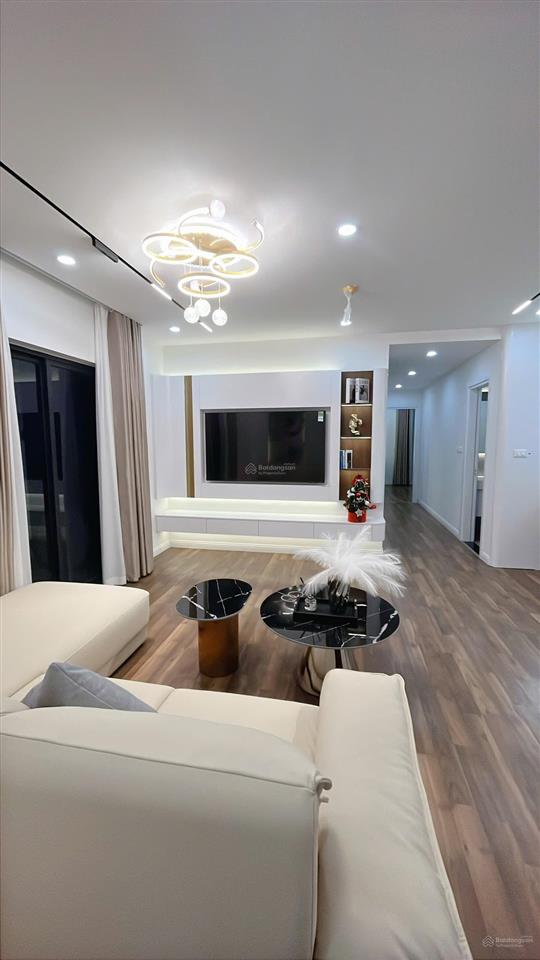 Cảnh báo xem là mua căn 3pn 2vs tại goldmark 104m2 như hình. xem nhà alo e 0837 375 ***