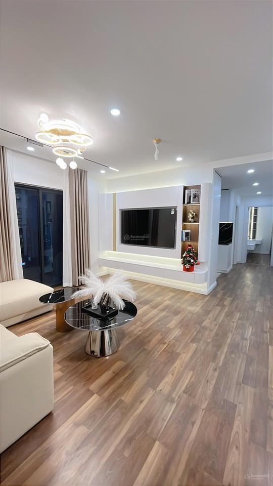 Cảnh báo xem là mua căn 3pn 2vs tại goldmark 104m2 như hình. xem nhà alo e 0837 375 ***