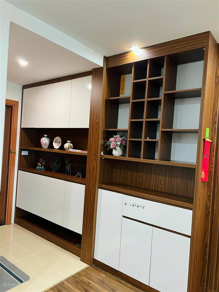 Chính chủ cần bán căn hộ chung cư 2 phòng ngủ tại dự án goldmark city