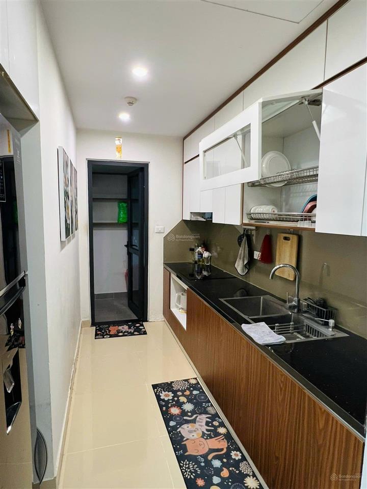 Chính chủ cần bán căn hộ chung cư 2 phòng ngủ tại dự án goldmark city