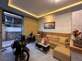 Bán nhà 2 tầng trung tâm nha trang, gần chợ đầm, 5 phút ra biển, giá 3,2 tỷ