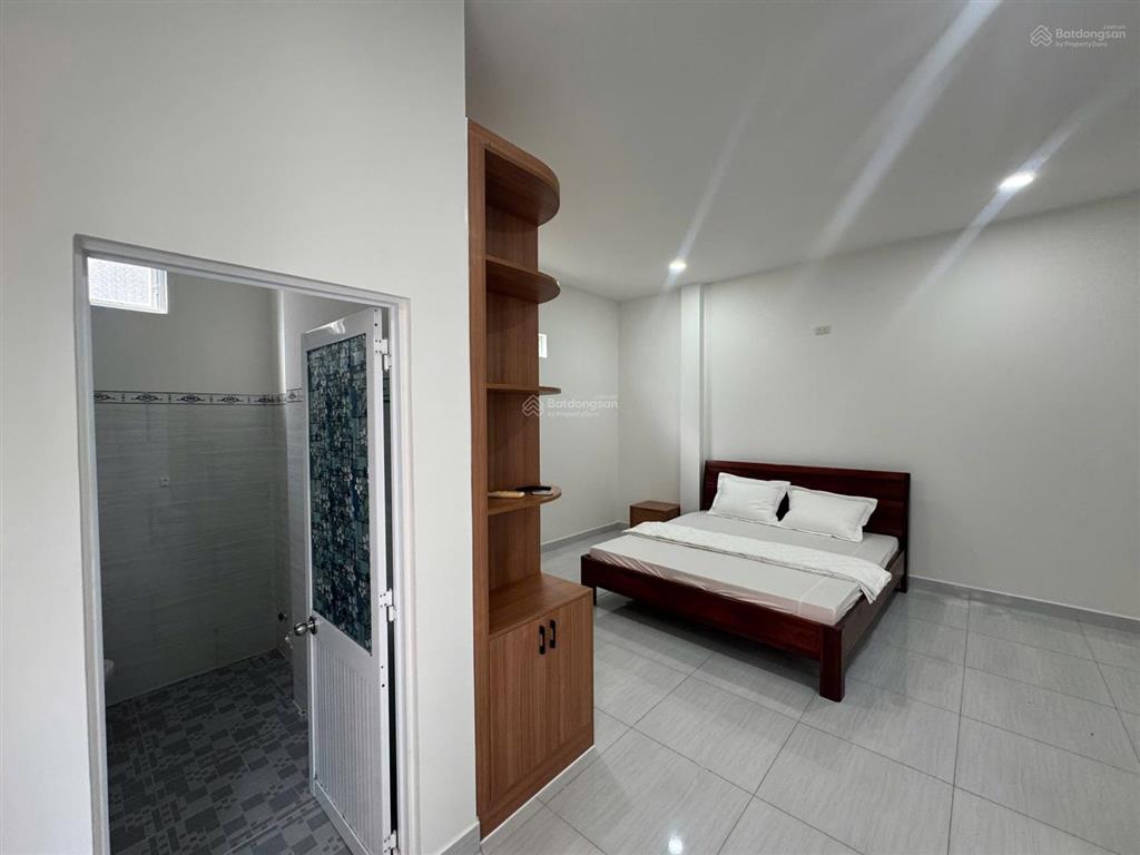 Bán nhà yersin, phương sài, trung tâm nha trang, góc 2 mặt tiền, ô tô tới nhà, giá 8 tỷ 5