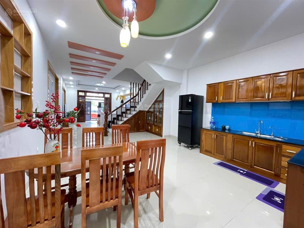 Bán nhà 3,5 tầng kđt phước long a nha trang, full nội thất cao cấp, đường 12m, ở ngay, giá 9 tỷ 350