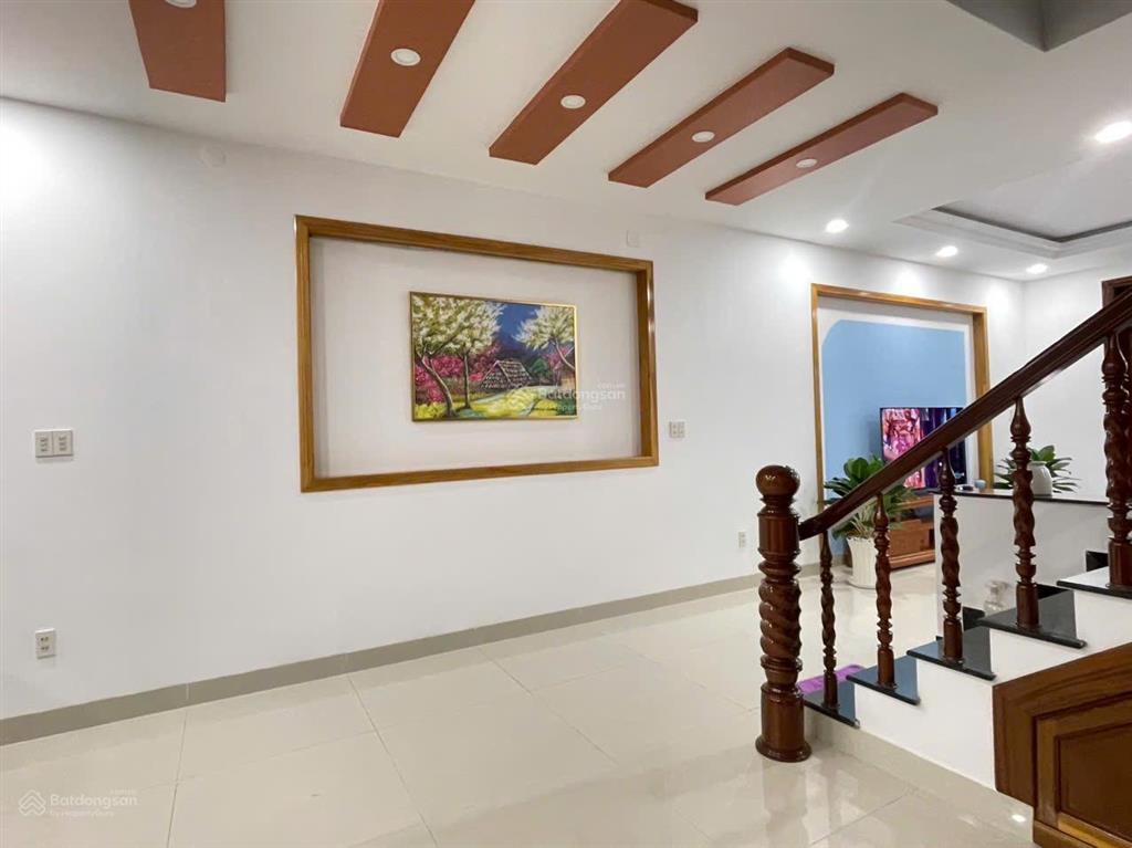 Bán nhà 3,5 tầng kđt phước long a nha trang, full nội thất cao cấp, đường 12m, ở ngay, giá 9 tỷ 350