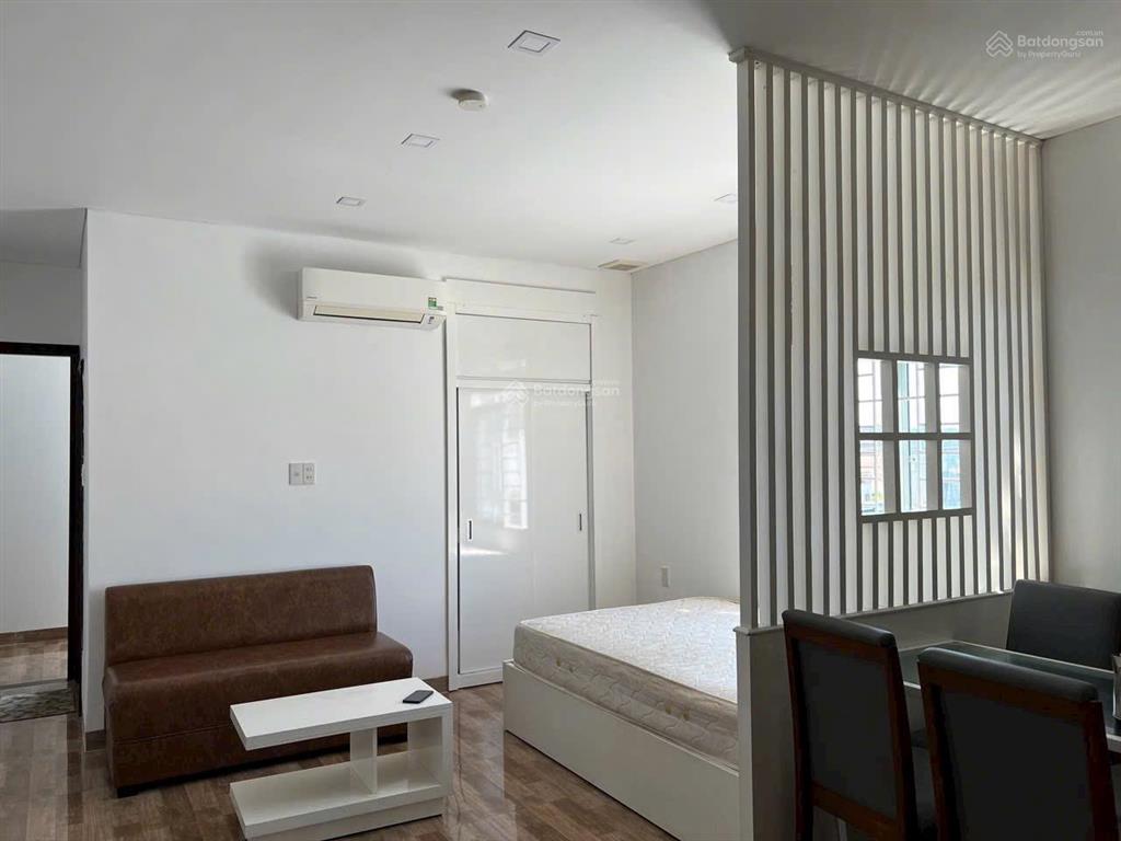 Bán tòa căn hộ 7 tầng hoàng diệu nha trang, gần biển, có thang máy, full nội thất, giá 16 tỷ 500