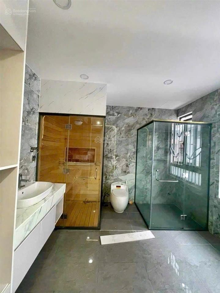 Bán căn góc hiện đại 2 mặt tiền 3 tầng phan vinh nha trang, gần chợ bình tân, cách biển 700m, 7,9tỷ