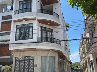 Bán căn góc hiện đại 2 mặt tiền 3 tầng phan vinh nha trang, gần chợ bình tân, cách biển 700m, 7,9tỷ