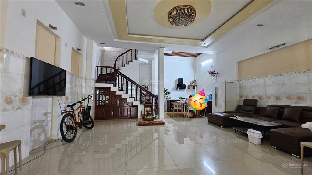 Bán nhà 4 tầng gần chợ đầm nha trang, cách biển trần phú 1km, full nội thất, hoàn công, giá 7,8 tỷ