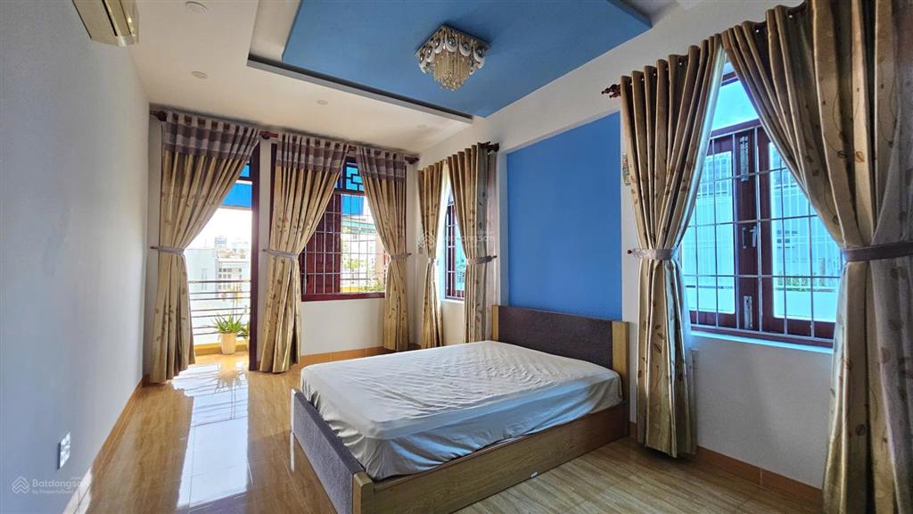 Bán nhà 4 tầng gần chợ đầm nha trang, cách biển trần phú 1km, full nội thất, hoàn công, giá 7,8 tỷ