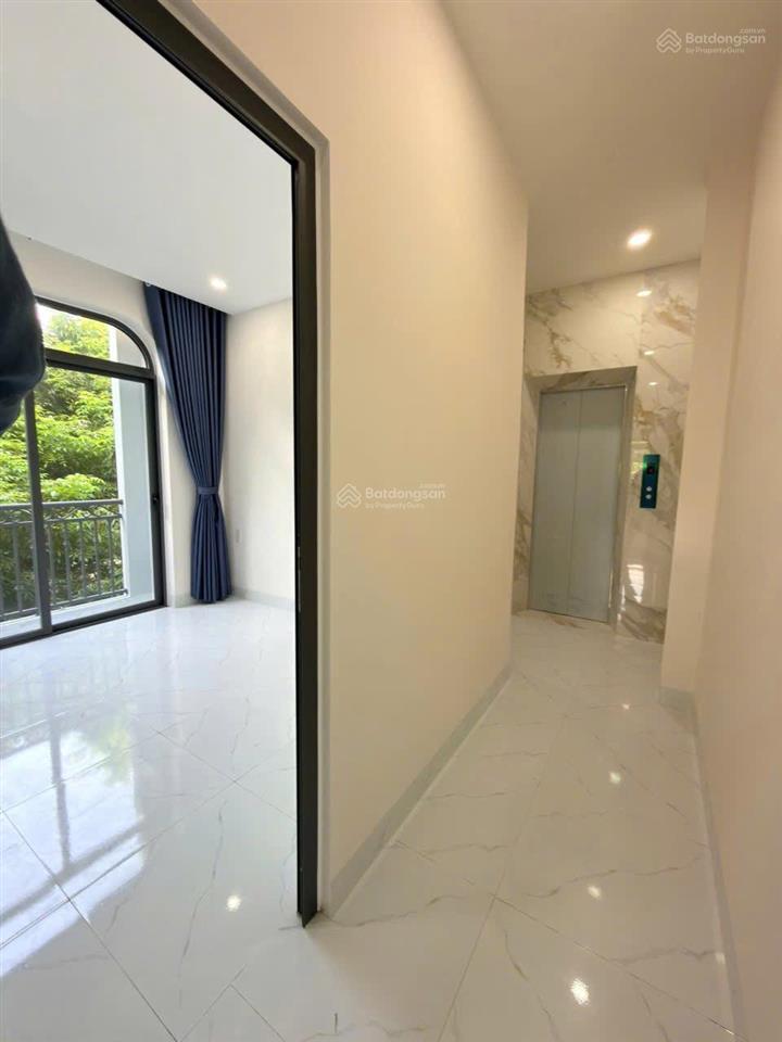 Bán căn góc 2 mặt tiền, 5 tầng có thang máy vĩnh phước nha trang, view biển hòn chồng, 13 tỷ 500