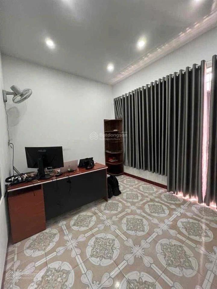 Bán nhà 2 tầng đường nhị hà, phước hòa nha trang, ngang nở hậu 11,2m, cách biển 5 phút, 10tỷ800