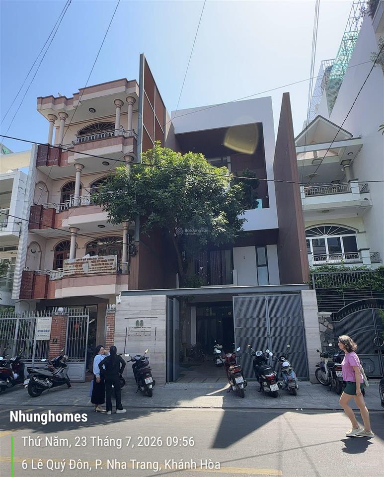 Bán nhà siêu đẹp 4 tầng full nội thất vip, có thang máy đường lê quý đôn, trung tâm nha trang, 35tỷ