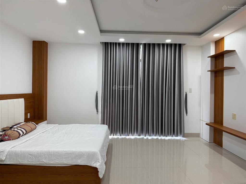 Nhà đẹp 4 tầng phước long, trung tâm nha trang 11,5tỷ, đối diện công viên, dòng tiền 35triệu/tháng