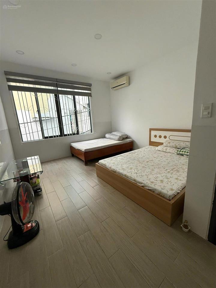 Bán nhà 3 tầng, 2 mặt tiền, cách thống nhất 20m, phương sài, nha trang, cách biển 5 phút,giá 4,8tỷ.