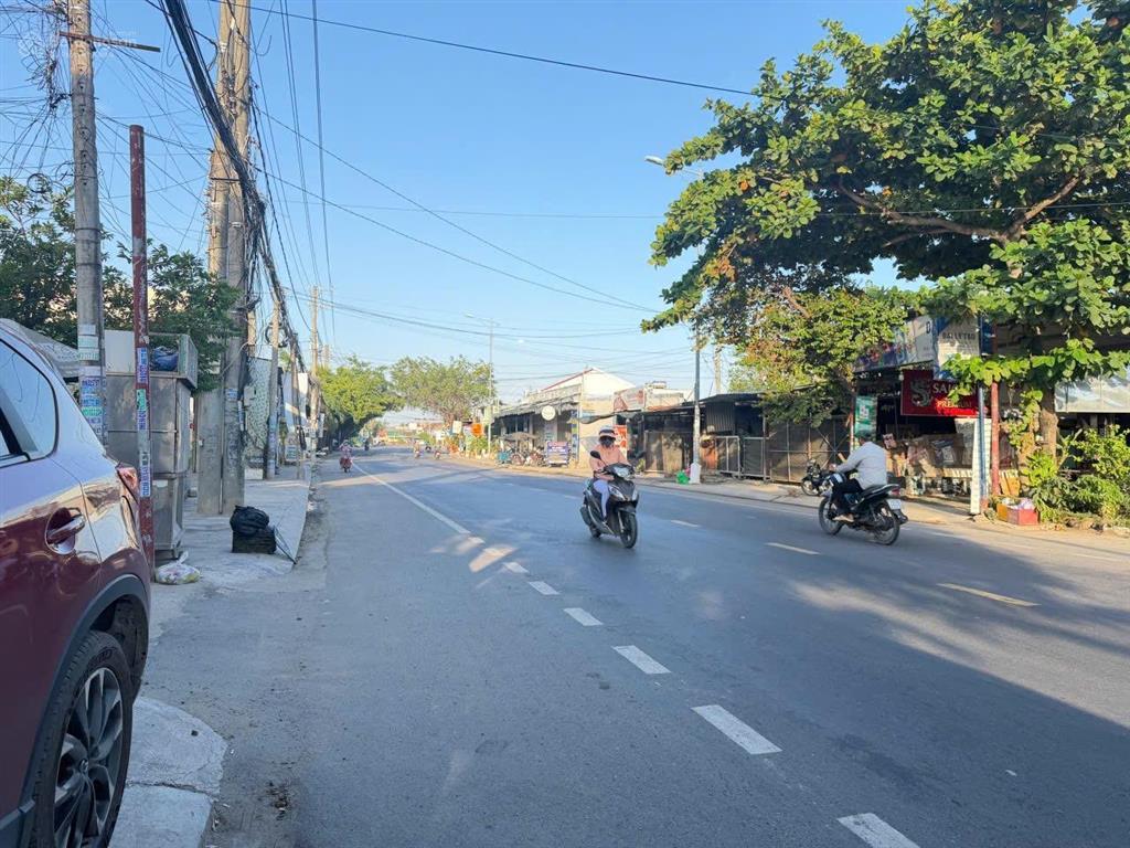 Vị trí cực đẹp, đất đồng khởi, diên khánh, đường ô tô, gần ql1a trường trịnh phong, 1,25 tỷ