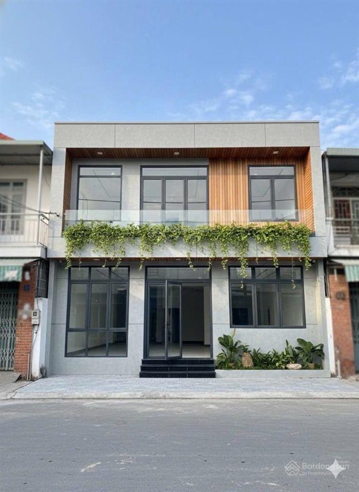 Ô tô ngủ  100m2 tân sơn nhì nhỉnh 9.5 tỷ2 tầng btctshr ko lộ giới