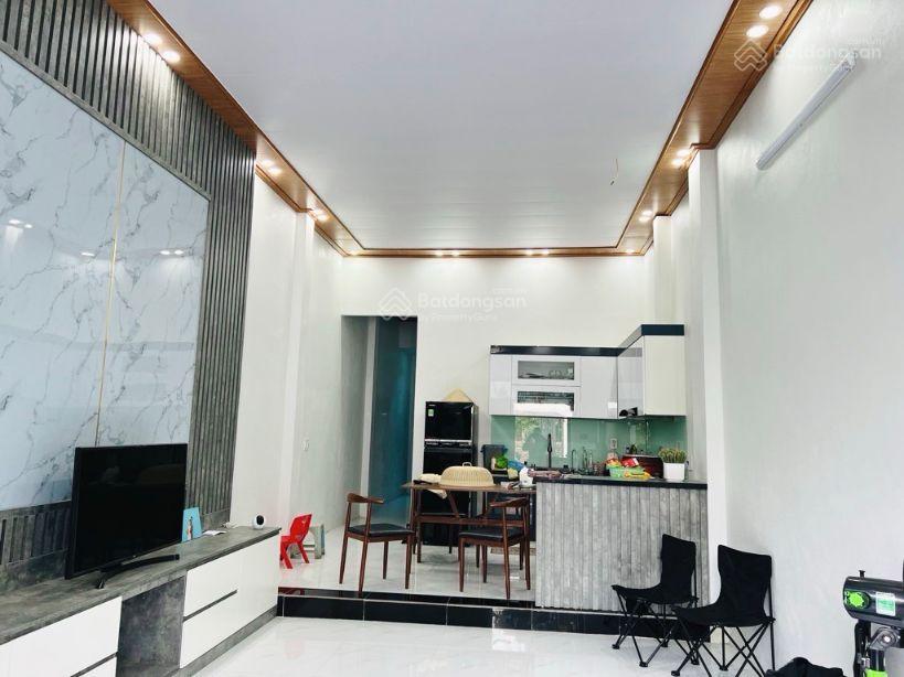 Bán nhà  quang tiến  thông ô tô  4.x tỷ
