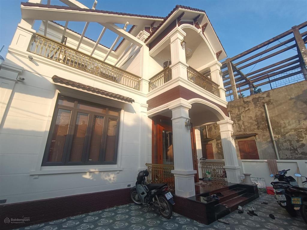 Biệt thự 2 tầng 1 tum quảng hội nội bài, sóc sơn 160m2 mt 9,7m ô tô tránh