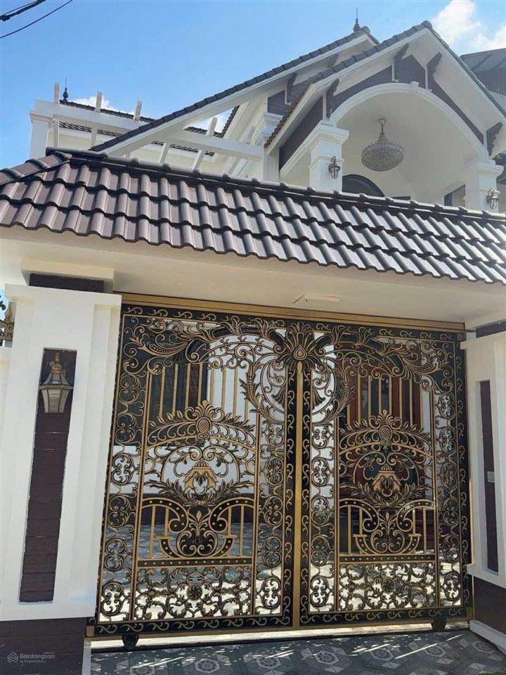 Biệt thự 2 tầng 1 tum quảng hội nội bài, sóc sơn 160m2 mt 9,7m ô tô tránh