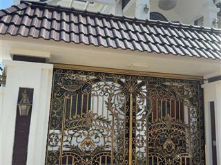 Biệt thự 2 tầng 1 tum quảng hội nội bài, sóc sơn 160m mt 9,7m ô tô tránh