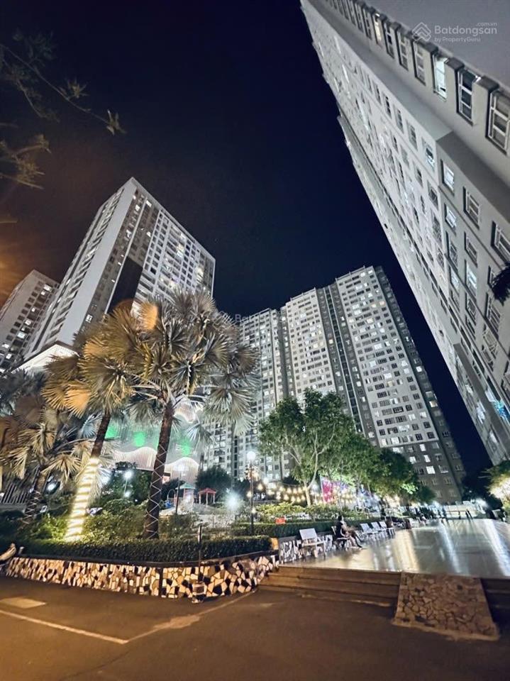 Căn hộ duplex 230m2, 2 tầng, 3pn, 4wc, sổ hồng riêng, c/c cao cấp giai việt quận 8 sát quận 1