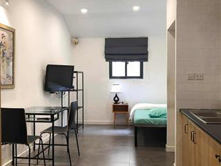 Gấp bán giảm 4 trăm triệu, chỉ 6,5 tỷ. tô hiến thành, p15, q10. dt37, 4pn, 4wc, 4 tầng + st, shr.