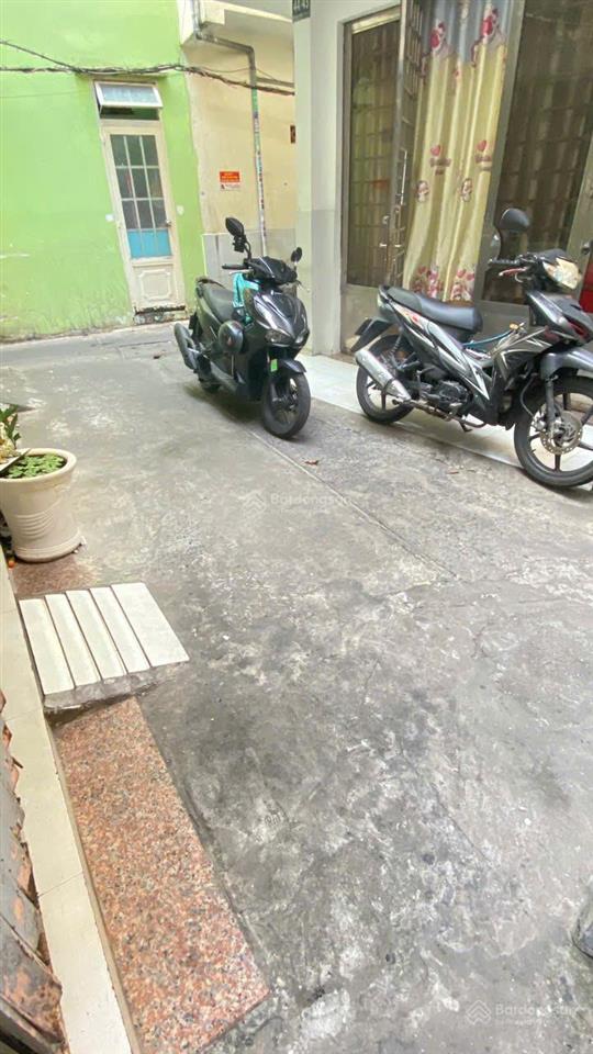 Chỉ 3.75tỷ! nhà mới đẹp 3 tầng giáp quận 1, 2pn 2wc, bên cạnh khách sạn winsor  an đông, shr