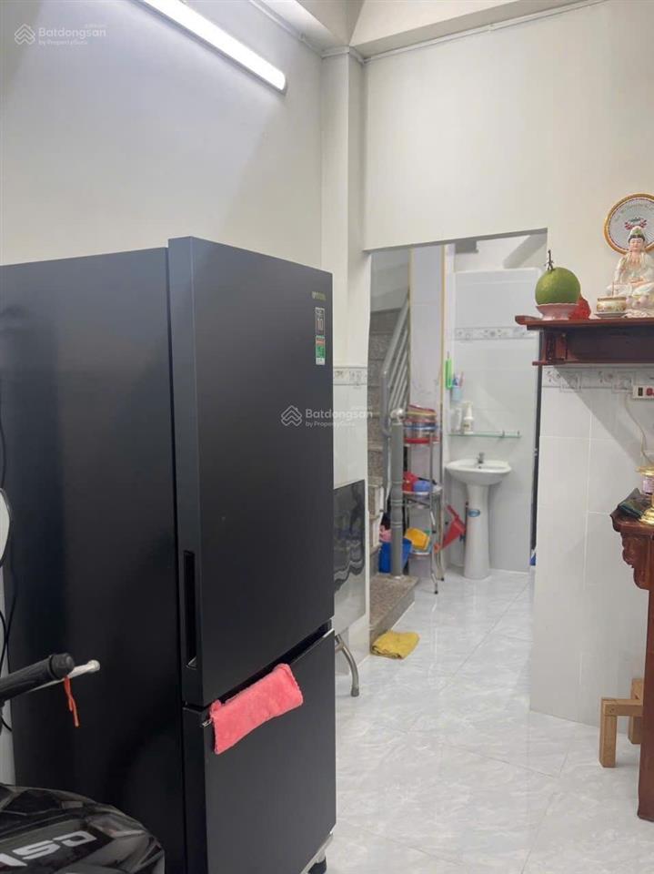 Ngay hẻm xe hơi, khu vip người nước ngoài quận 3, nhà 2 tầng 2pn 2wc, vào ở ngay, chỉ 4.15 tỷ