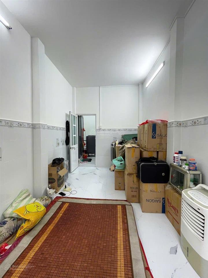 Ngay hẻm xe hơi, khu vip người nước ngoài quận 3, nhà 2 tầng 2pn 2wc, vào ở ngay, chỉ 4.15 tỷ