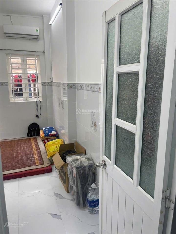 Ngay hẻm xe hơi, khu vip người nước ngoài quận 3, nhà 2 tầng 2pn 2wc, vào ở ngay, chỉ 4.15 tỷ