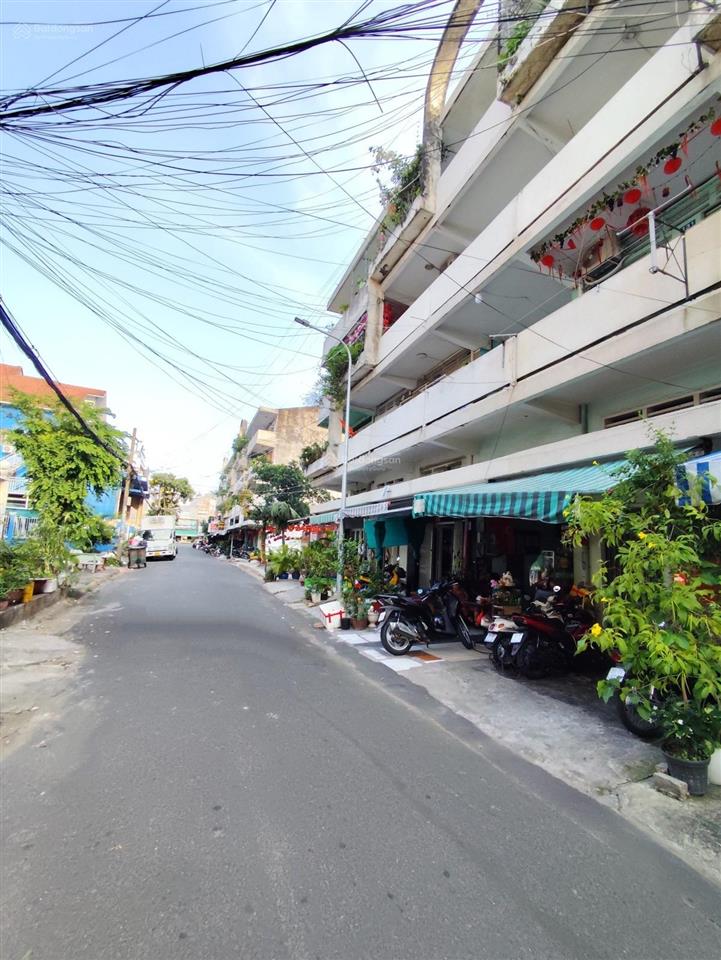 Chỉ 2.25 tỷ, chung cư lầu 1 gần 50m2, mới đẹp vào ở liền, 2 pn, ban công thoáng đẹp, sổ hồng riêng