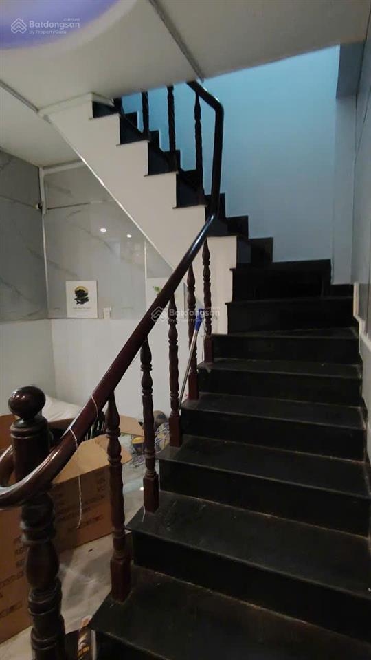 Chỉ 7.3 tỷ, hẻm xe tải 8m, nhà kinh doanh đỉnh, nguyễn thiện thuật q3, vừa ở vừa kd