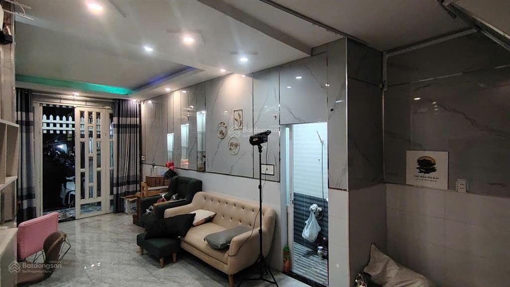 Chỉ 7.3 tỷ, hẻm xe tải 8m, nhà kinh doanh đỉnh, nguyễn thiện thuật q3, vừa ở vừa kd