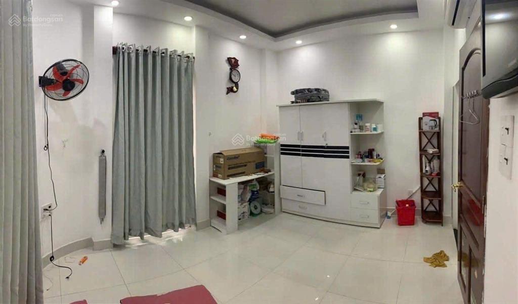 Chỉ 6,4 tỷ , hẻm xe hơi, hồ thị kỷ, q10. thu nhập 17tr / tháng, 5 tầng btct, 3 pn khép kín.