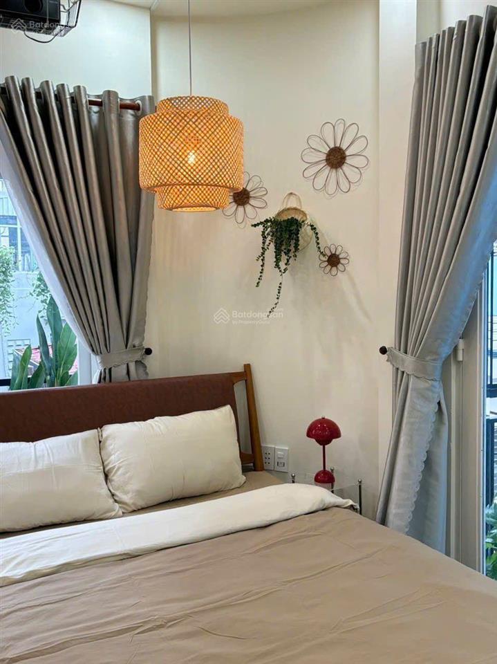 Chỉ 6,4 tỷ , hẻm xe hơi, hồ thị kỷ, q10. thu nhập 17tr / tháng, 5 tầng btct, 3 pn khép kín.