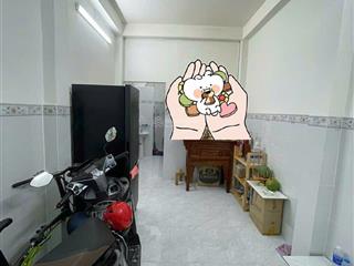 Giá cực tốt 3.8 tỷ, vài bước chân ra mặt tiền huỳnh tịnh của, q3. nhà 2 tầng mới tinh, sổ hồng mới.